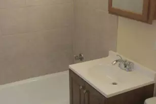 1710 N 73rd Ct, Elmwood Park, IL 60707 - Photo 8