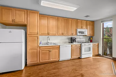1217 S Old Wilke Road #303, Arlington Heights, IL 60005 - Photo 32