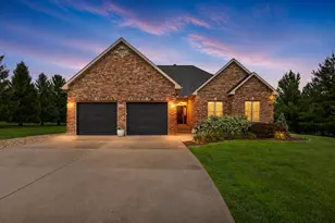 1682 N 2501st Rd, Ottawa, IL 61350 - Photo 30
