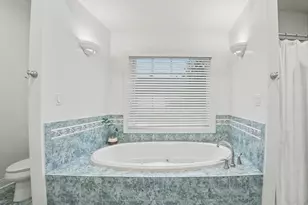 1682 N 2501st Rd, Ottawa, IL 61350 - Photo 14