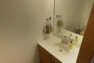 3125 Old Jamestown Rd, Bloomington, IL 61704 - Photo 14