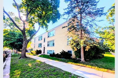 2308 W Birchwood Avenue #1W, Chicago, IL 60645 - Photo 1
