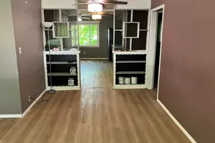 513 E Main St, Morrison, IL 61270 - Photo 4