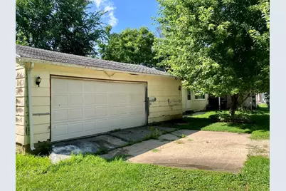 513 E Main Street, Morrison, IL 61270 - Photo 26