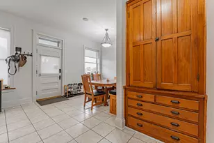 114 W Locust St, Bloomington, IL 61701 - Photo 16