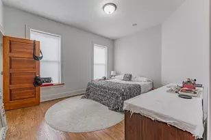 114 W Locust St, Bloomington, IL 61701 - Photo 14