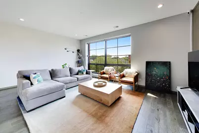 3024 W Irving Park Road #3S, Chicago, IL 60618 - Photo 4