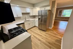 101 Dover Dr, Des Plaines, IL 60018 - Photo 10