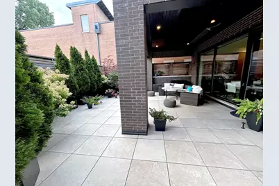 1110 W Schubert Avenue #201, Chicago, IL 60614 - Photo 10