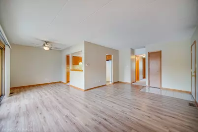 4933 E Circle Drive #107, Crestwood, IL 60418 - Photo 6