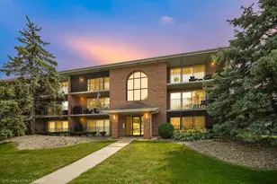 4933 E Circle Dr, Crestwood, IL 60418 - Photo 1