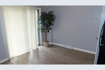 1233 W 110th Place, Chicago, IL 60643 - Photo 6