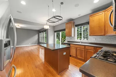 3111 Drury Lane, Carpentersville, IL 60110 - Photo 8