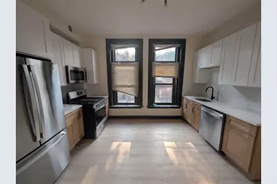 1481 W Erie Street #2F, Chicago, IL 60642 - Photo 2