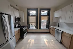 1481 W Erie St, Chicago, IL 60642 - Photo 2