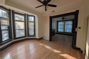 1481 W Erie St, Chicago, IL 60642 - Photo 6