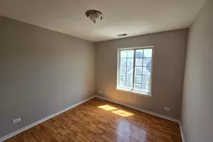 2322 Twilight Dr, Aurora, IL 60503 - Photo 8