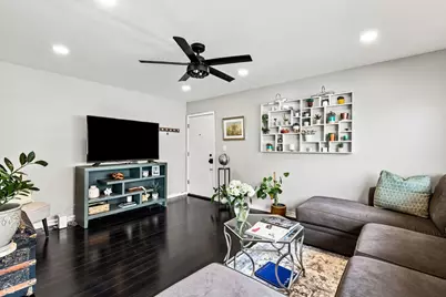 7444 Washington Streets #10, Forest Park, IL 60130 - Photo 2