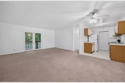2S640 Cerny Road #A4, Warrenville, IL 60555 - Photo 4