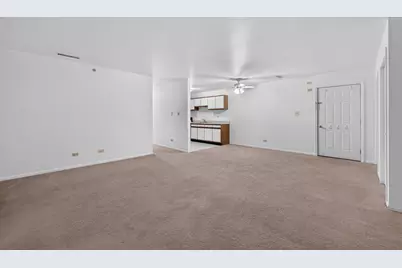 2S640 Cerny Road #A4, Warrenville, IL 60555 - Photo 6