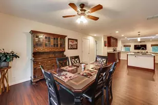 603 Chelmsford Ln, Elk Grove Village, IL 60007 - Photo 6