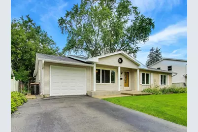 603 Chelmsford Lane, Elk Grove Village, IL 60007 - Photo 2