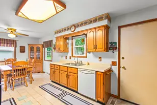 699 Karen Dr, Lake Holiday, IL 60552 - Photo 12