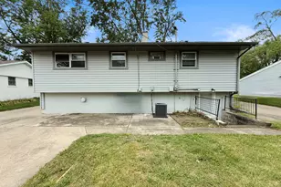 2517 Campbell St, Joliet, IL 60435 - Photo 26