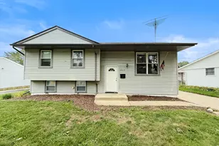 2517 Campbell St, Joliet, IL 60435 - Photo 1