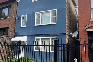 2214 W Erie St, Chicago, IL 60612 - Photo 2
