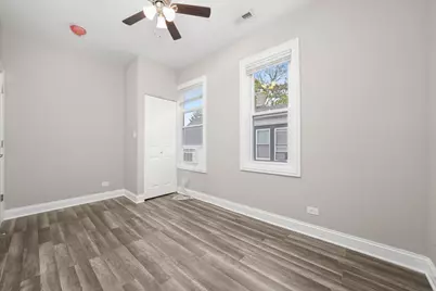 10560 S Lafayette Avenue, Chicago, IL 60628 - Photo 4