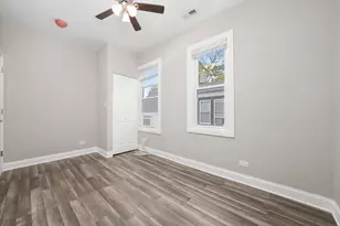 10560 S Lafayette Ave, Chicago, IL 60628 - Photo 4