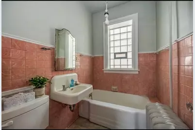 2714 E 93rd Street, Chicago, IL 60617 - Photo 8