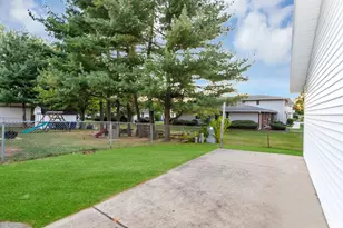 1235 W Schaumburg Rd, Schaumburg, IL 60194 - Photo 6