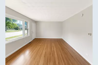 2623 Gilboa Avenue, Zion, IL 60099 - Photo 6