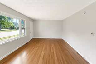 2623 Gilboa Ave, Zion, IL 60099 - Photo 6