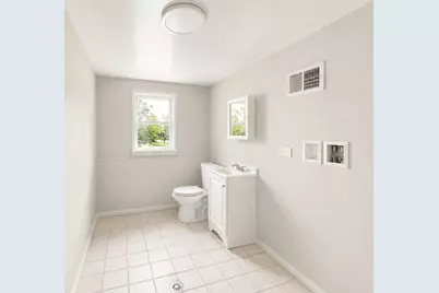 2623 Gilboa Avenue, Zion, IL 60099 - Photo 10