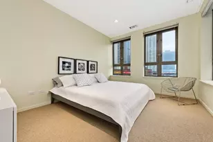 400 N Clinton St, Chicago, IL 60654 - Photo 14