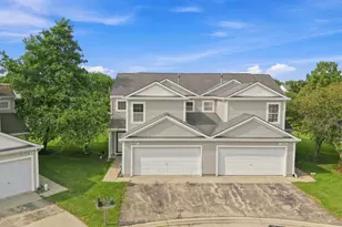 1312 Jenna Dr, South Elgin, IL 60177 - Photo 2