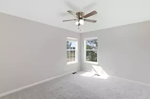 1312 Jenna Dr, South Elgin, IL 60177 - Photo 14