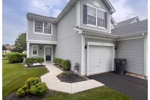4424 W Brownstone Way, Waukegan, IL 60085 - Photo 1