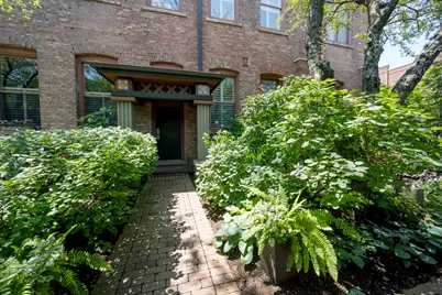 1701 W Terra Cotta Place #E, Chicago, IL 60614 - Photo 1