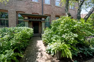 1701 W Terra Cotta Pl, Chicago, IL 60614 - Photo 1