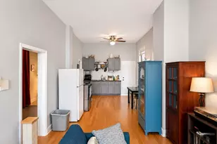1946 W Belmont Ave, Chicago, IL 60657 - Photo 10