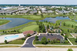 3835 Chesapeake Ln, Naperville, IL 60564 - Photo 14