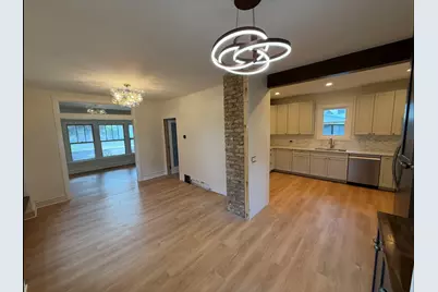 339 N Ridgeland Avenue, Elmhurst, IL 60126 - Photo 8