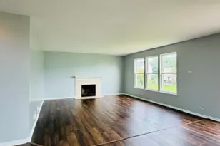 2331 Wilson Creek Cir, Aurora, IL 60504 - Photo 6