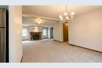 22734 Ravisloe Lane, Frankfort, IL 60423 - Photo 8