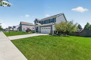 419 Zachary Dr, Hampshire, IL 60140 - Photo 54