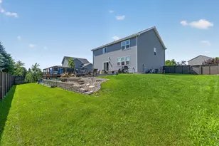 419 Zachary Dr, Hampshire, IL 60140 - Photo 52